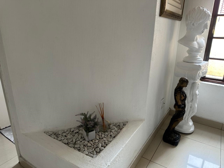 9 Bedroom Property for Sale in Safari Gardens North West